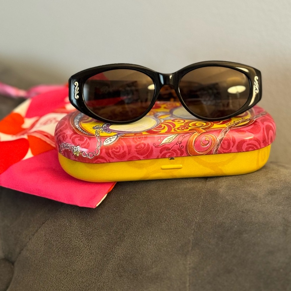 Brighton VINTAGE Tortoise Two Of Hearts Handmade Sunglasses